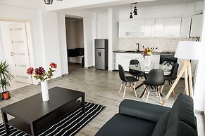 Diamond View Apartments