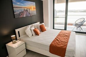 Diamond View Apartments