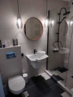 Diamond View Apartments