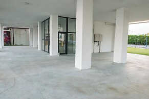 Diamond View Apartments