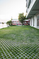 Diamond View Apartments