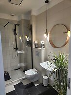 Diamond View Apartments