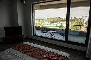 Diamond View Apartments