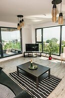 Diamond View Apartments