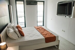 Diamond View Apartments