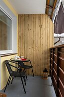 Mountain Corner Apartment by Renters