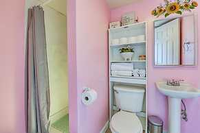 Fort Walton Beach Studio: Shared Pool & Beach Bar!