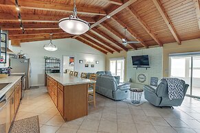 Beachfront Alligator Point Retreat: Steps to Sand!