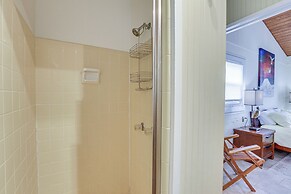 Beachfront Alligator Point Retreat: Steps to Sand!