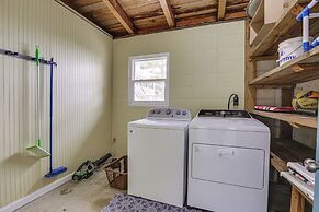 Beachfront Alligator Point Retreat: Steps to Sand!