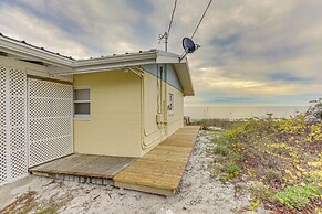 Beachfront Alligator Point Retreat: Steps to Sand!