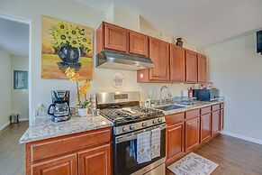 Sunlit Albuquerque Retreat: 3 Mi to Old Town!