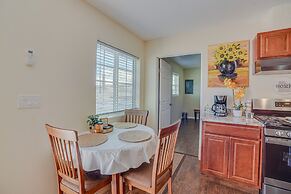 Sunlit Albuquerque Retreat: 3 Mi to Old Town!