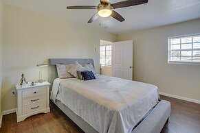 Sunlit Albuquerque Retreat: 3 Mi to Old Town!