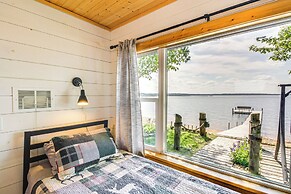 Lake Hubert Cabin w/ Private Deck + Boat Dock