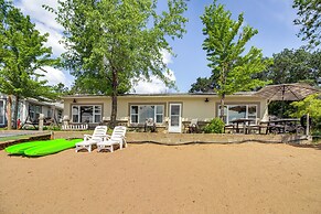 Lake Hubert Cabin w/ Private Deck + Boat Dock