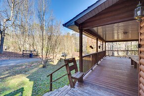 Hiawassee Vacation Rental w/ Grill ~ 9 Mi to Lake!