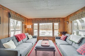 Mason Cabin w/ Private Dock on Marengo Lake!