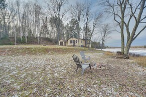 Mason Cabin w/ Private Dock on Marengo Lake!