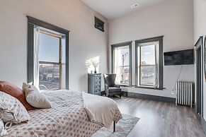 Florence Vacation Rental w/ Rooftop Deck!