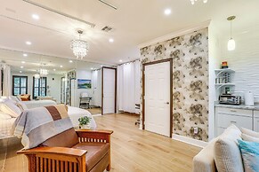 Pet-friendly Studio: 6 Mi to Jupiter Beach Park!
