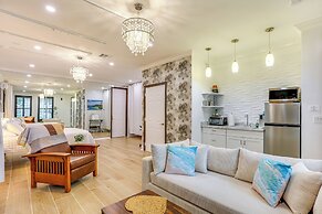 Pet-friendly Studio: 6 Mi to Jupiter Beach Park!
