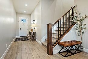 Private Pool Oasis #57 5 Bedroom Townhouse