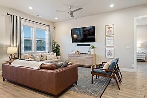 Private Pool Oasis #57 5 Bedroom Townhouse