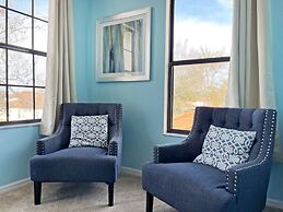 Hidden Gem 5 Bedroom Home by RedAwning