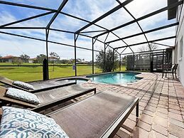 Hidden Gem 5 Bedroom Home by RedAwning