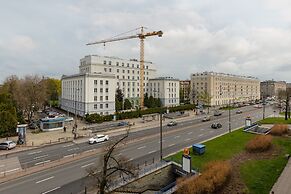 Metro Racławicka Studio by Renters