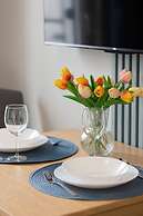 Studio With AC Warsaw Wola by Renters