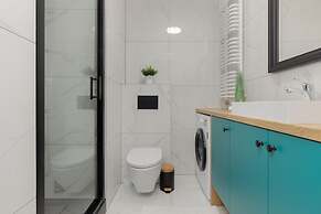 Studio With AC Warsaw Wola by Renters