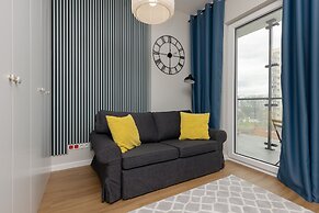 Studio With AC Warsaw Wola by Renters