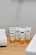 Studio With AC Warsaw Wola by Renters