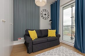 Studio With AC Warsaw Wola by Renters