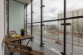 Studio With AC Warsaw Wola by Renters