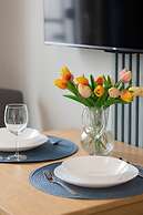 Studio With AC Warsaw Wola by Renters