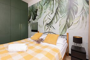 Home Factory Estate Kotsisa by Renters