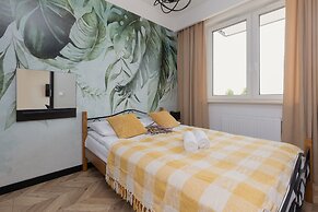 Home Factory Estate Kotsisa by Renters