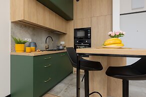 Home Factory Estate Kotsisa by Renters