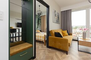 Home Factory Estate Kotsisa by Renters