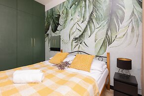 Home Factory Estate Kotsisa by Renters