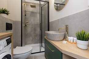 Home Factory Estate Kotsisa by Renters