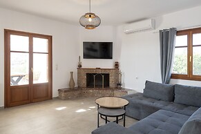 Theodora's Family Suite