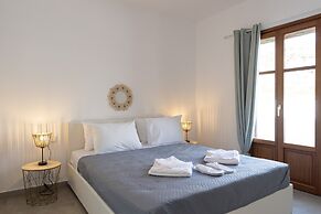 Theodora's Family Suite