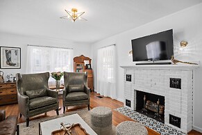 The Rock Haus With Hot Tub