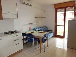 Charming 1 Bedroom Apartment With Swimming Pool