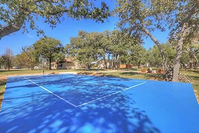 Weitz Getaway With Private Pool Two Hot Tubs