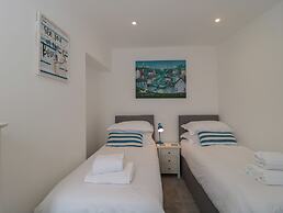 Quay Cottage - Sea View